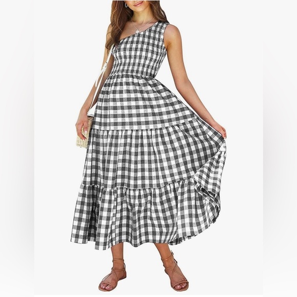 Dresses & Skirts - Black and White Checkered One-Shoulder Dress